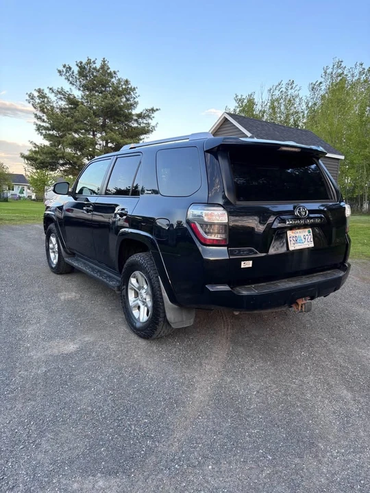 2016 Toyota 4Runner 5th Gen - Image 5 of 8
