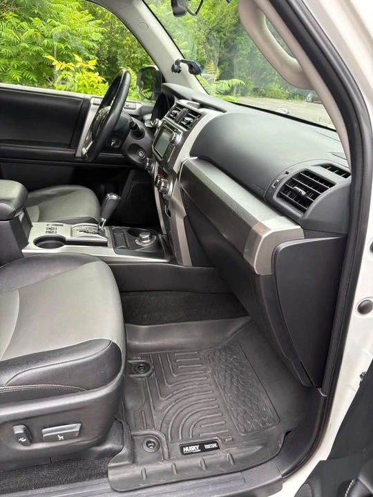 2016 Toyota 4Runner 5th Gen - Image 4 of 10