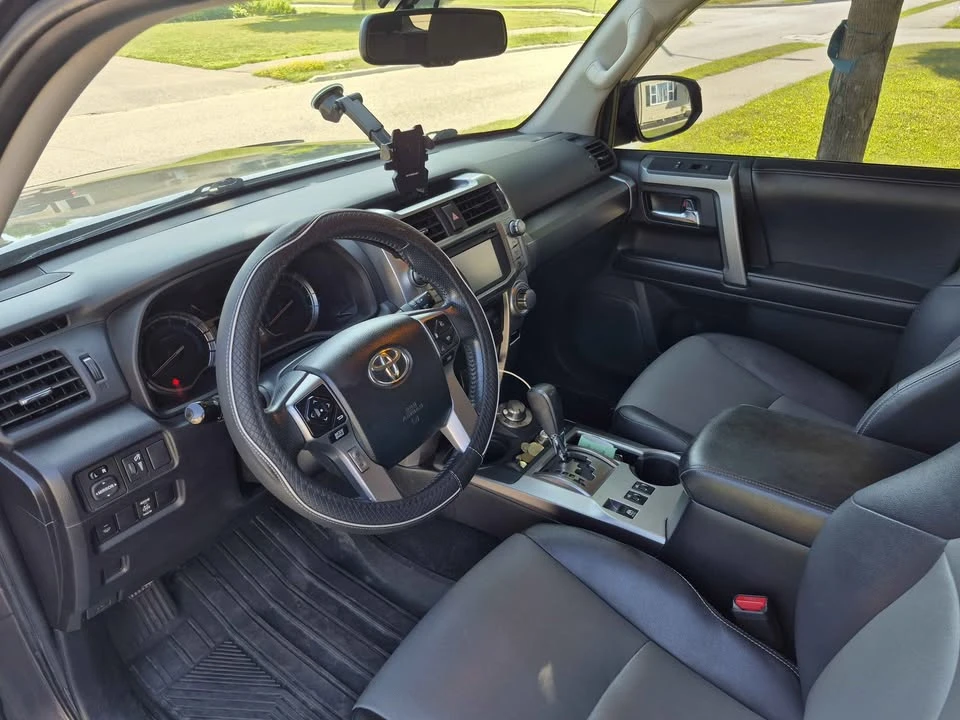 2016 Toyota 4Runner 5th Gen - Image 4 of 9