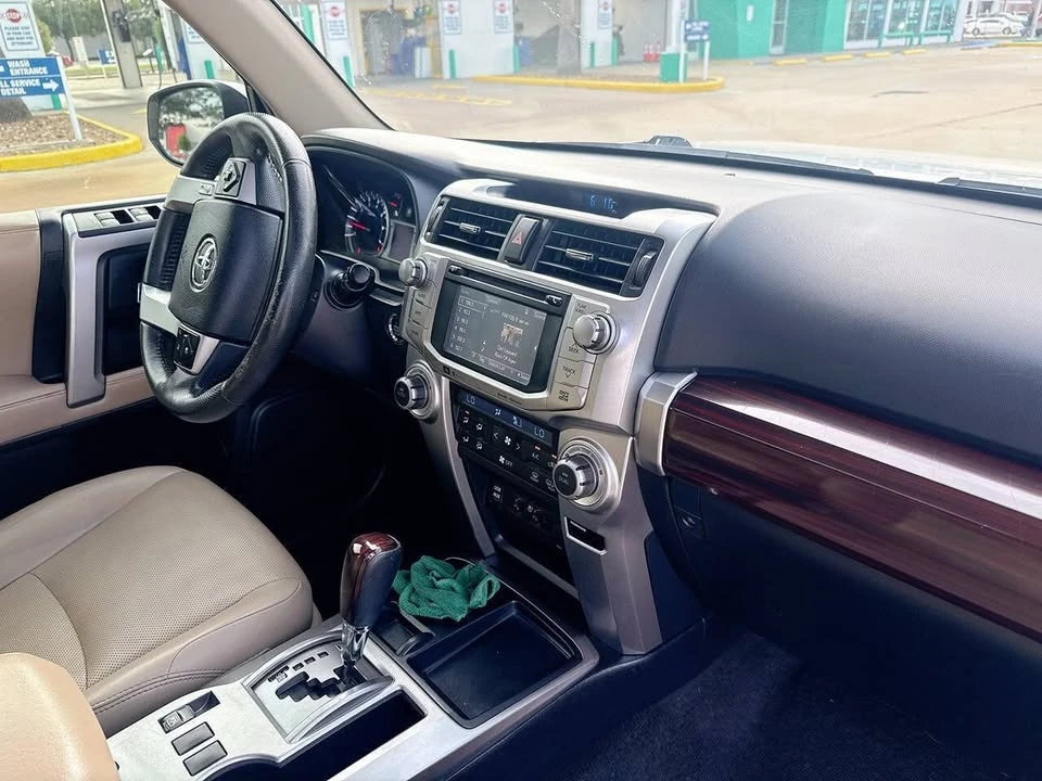 2016 Toyota 4Runner 5th Gen - Image 17 of 20