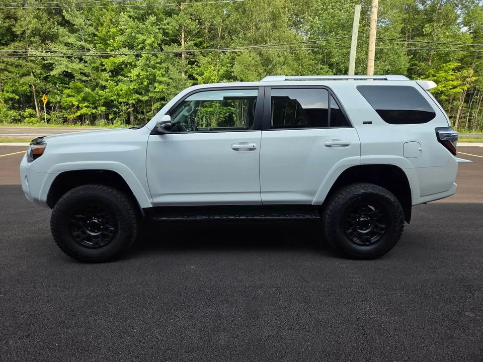 2016 Toyota 4Runner 5th Gen - Image 3 of 20