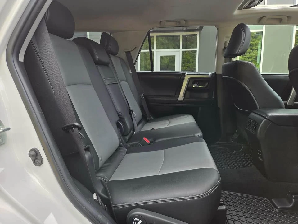 2016 Toyota 4Runner 5th Gen - Image 14 of 20
