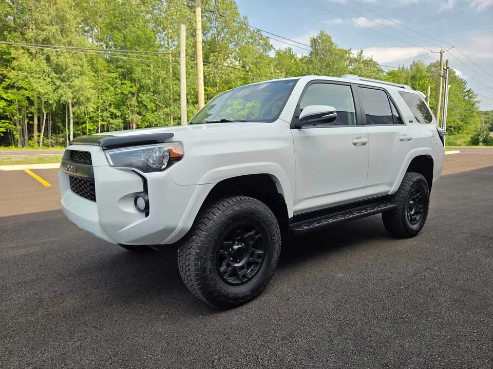 2016 Toyota 4Runner 5th Gen - Image 2 of 20