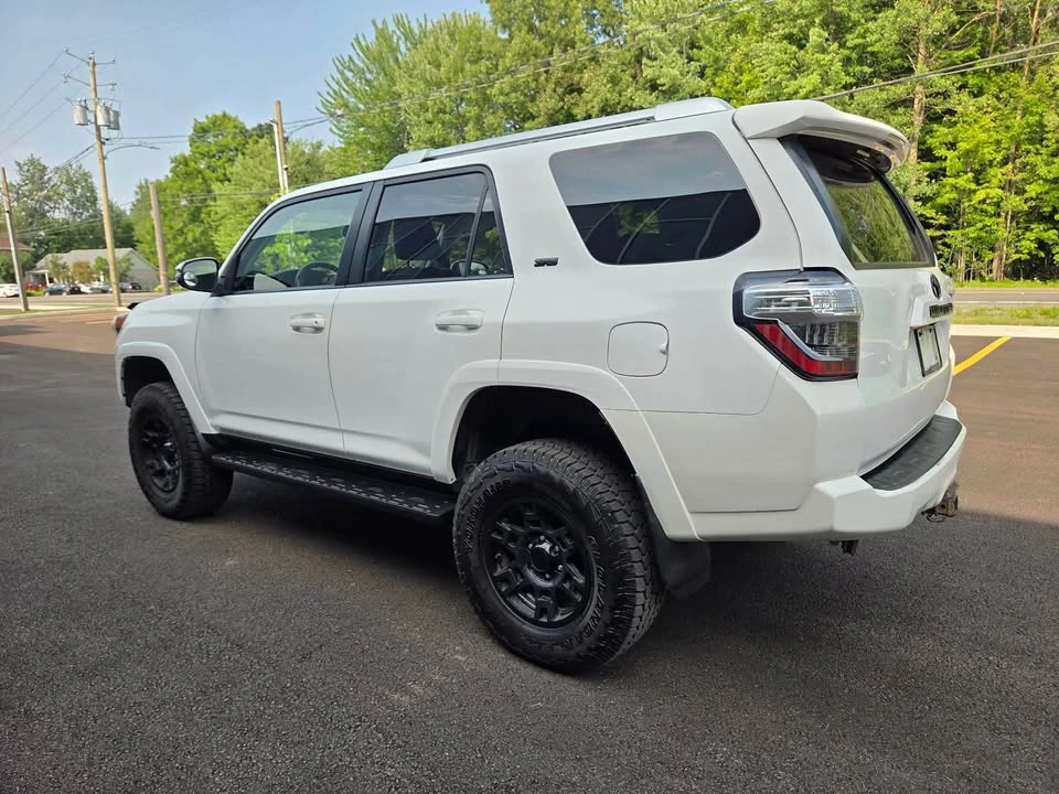 2016 Toyota 4Runner 5th Gen - Image 4 of 20