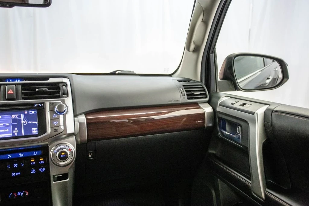 2016 Toyota 4Runner 5th Gen - Image 5 of 12