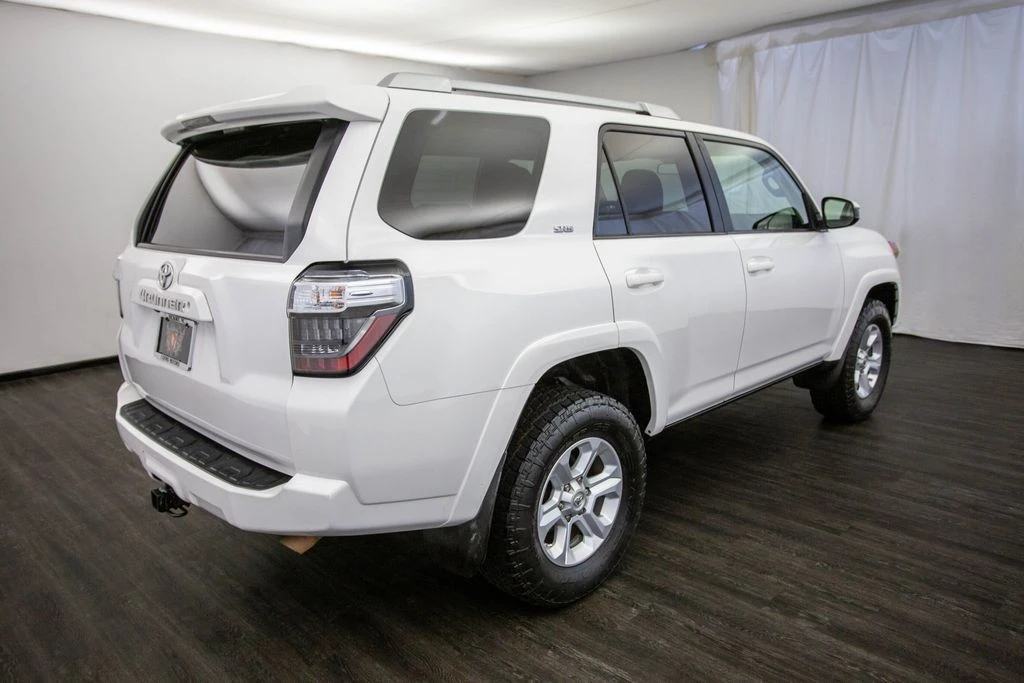 2016 Toyota 4Runner 5th Gen - Image 10 of 12