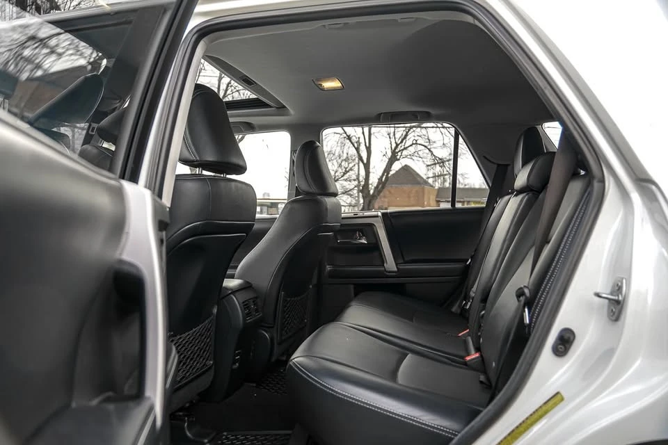 2016 Toyota 4Runner 5th Gen - Image 11 of 19