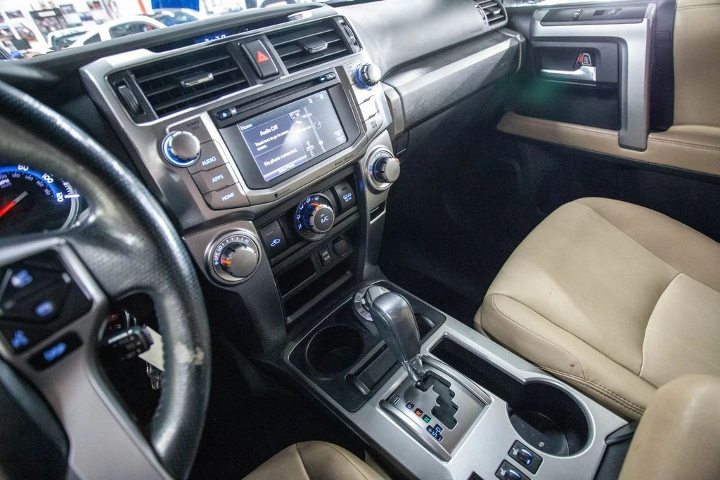 2016 Toyota 4Runner 5th Gen - Image 7 of 9