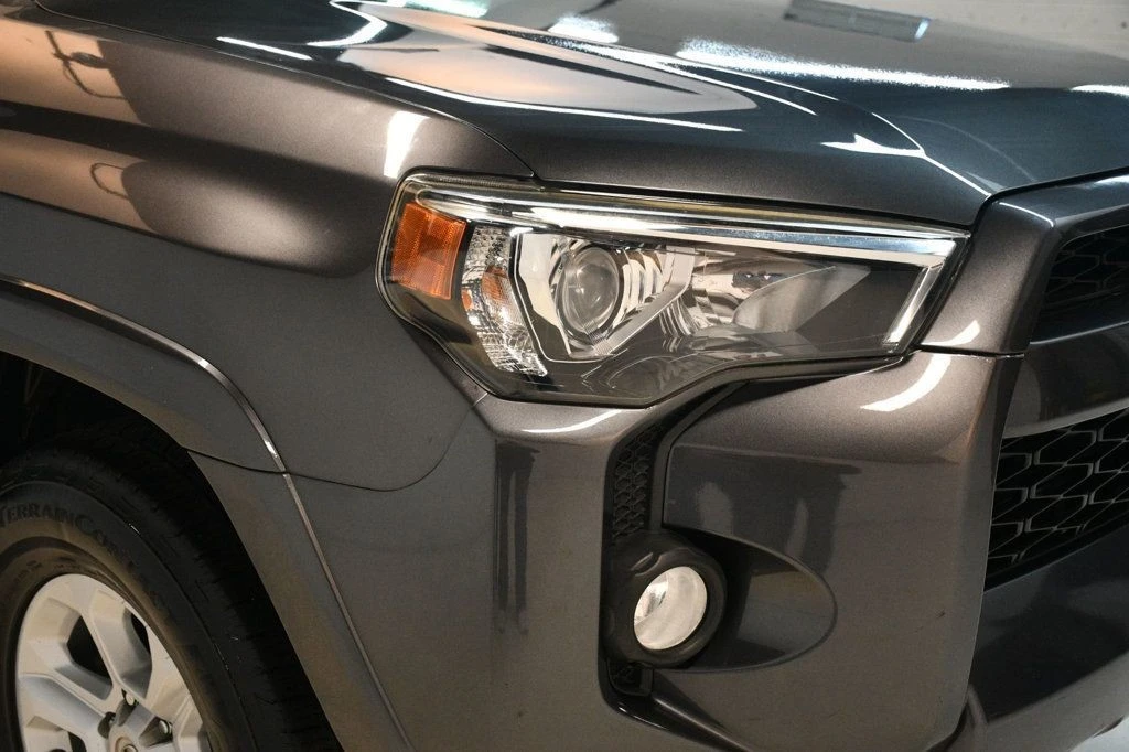 2016 Toyota 4Runner 5th Gen - Image 10 of 12