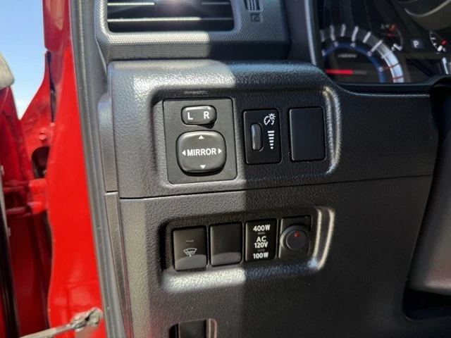 2016 Toyota 4Runner 5th Gen - Image 11 of 20