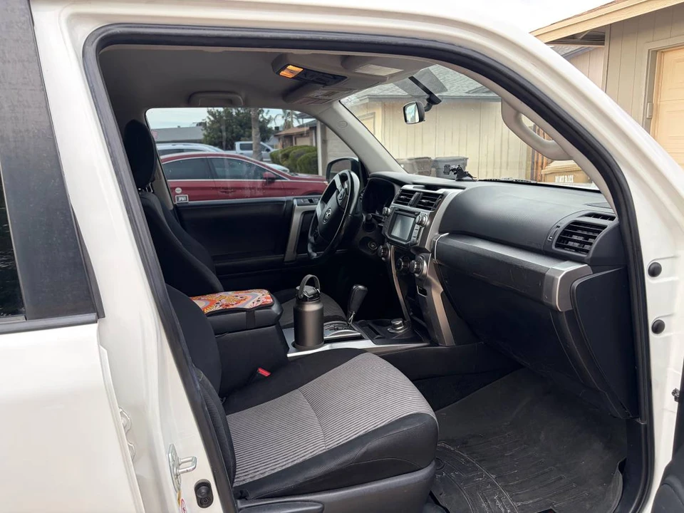 2016 Toyota 4Runner 5th Gen - Image 6 of 8