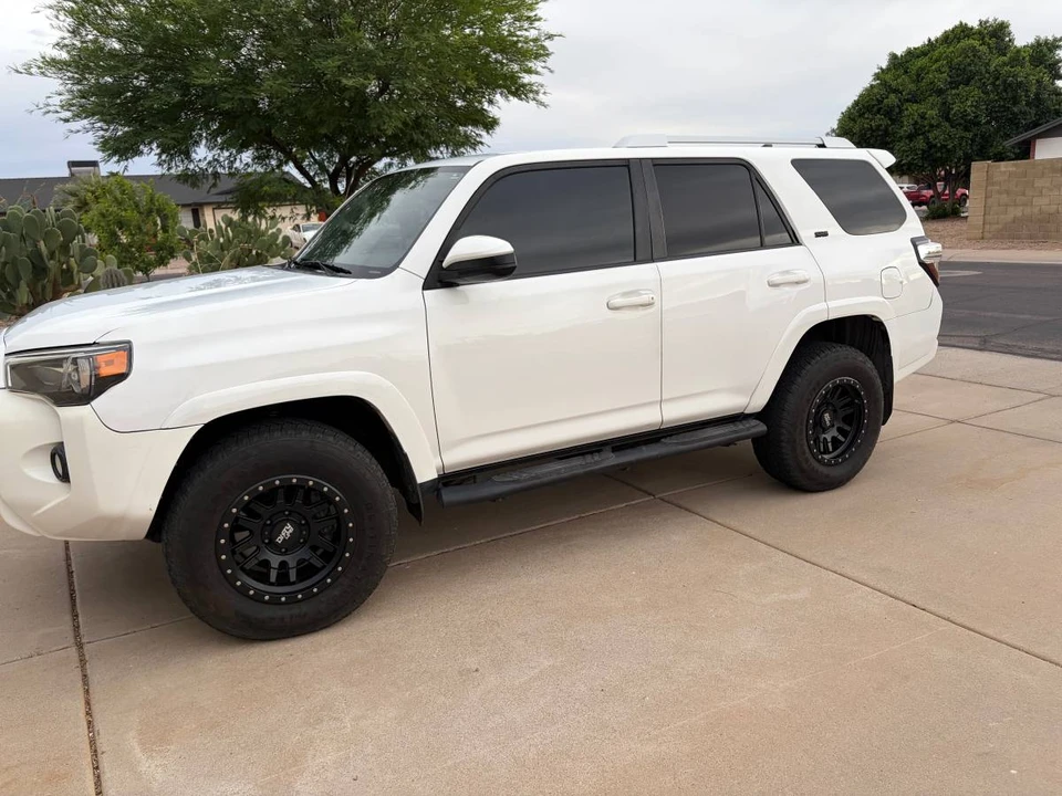 2016 Toyota 4Runner 5th Gen - Image 3 of 8