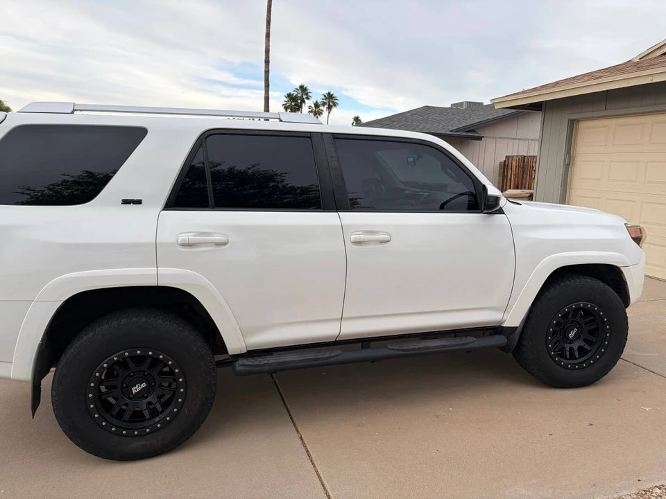 2016 Toyota 4Runner 5th Gen - Image 4 of 8
