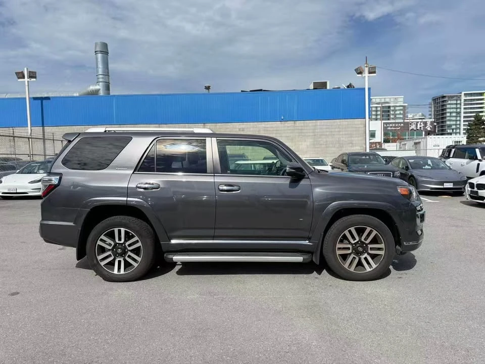 2016 Toyota 4Runner 5th Gen - Image 4 of 20
