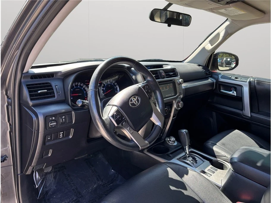 2016 Toyota 4Runner 5th Gen - Image 6 of 21