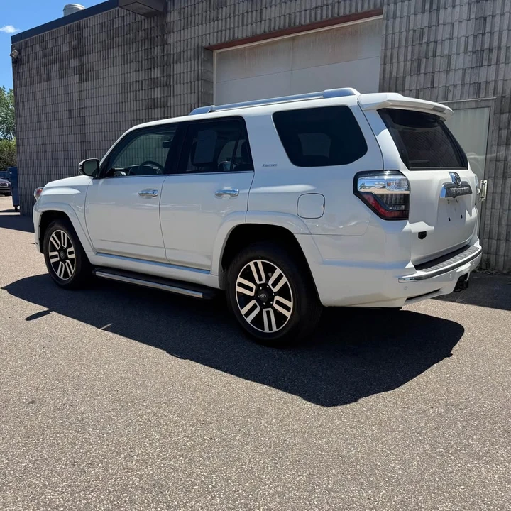2016 Toyota 4Runner 5th Gen - Image 8 of 15