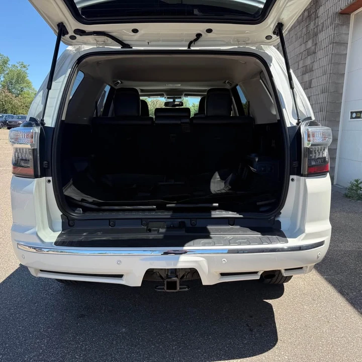 2016 Toyota 4Runner 5th Gen - Image 10 of 15