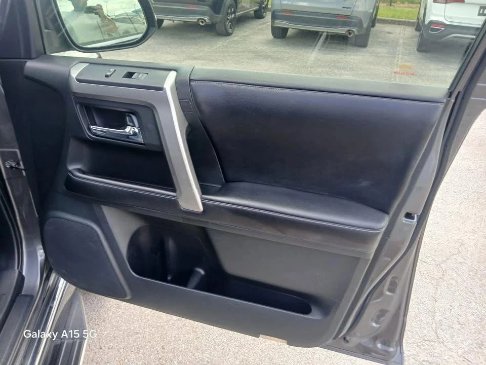 2016 Toyota 4Runner 5th Gen - Image 18 of 20