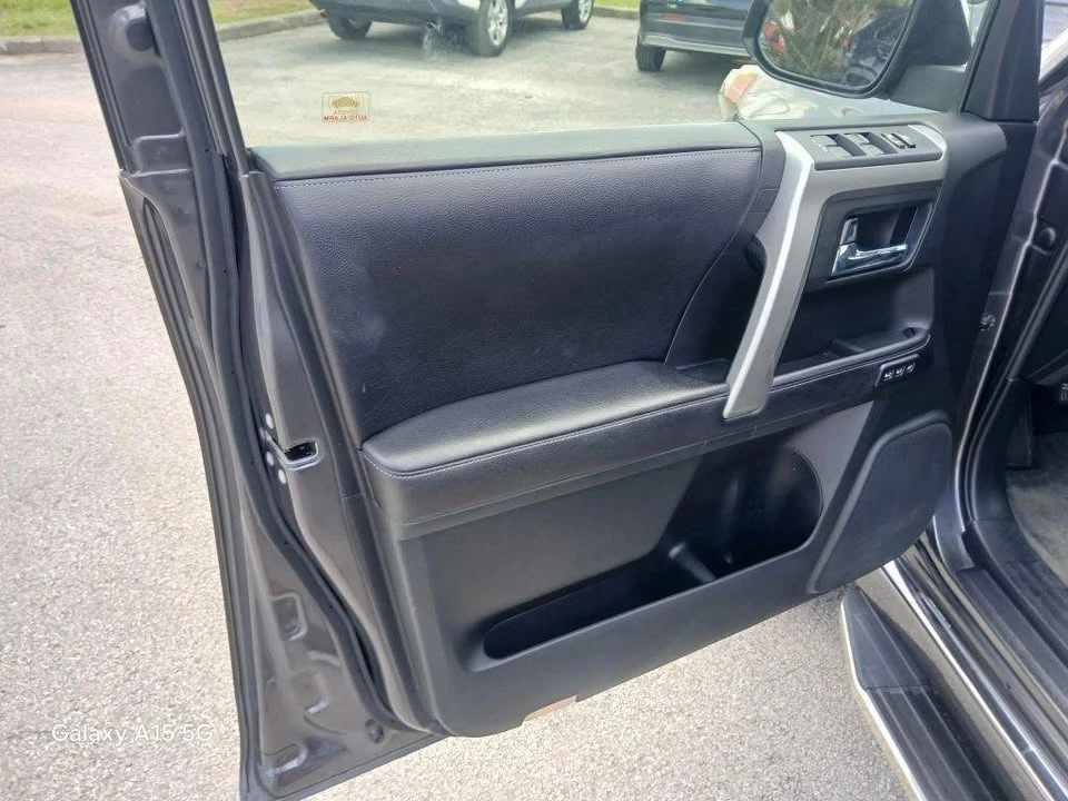 2016 Toyota 4Runner 5th Gen - Image 12 of 20