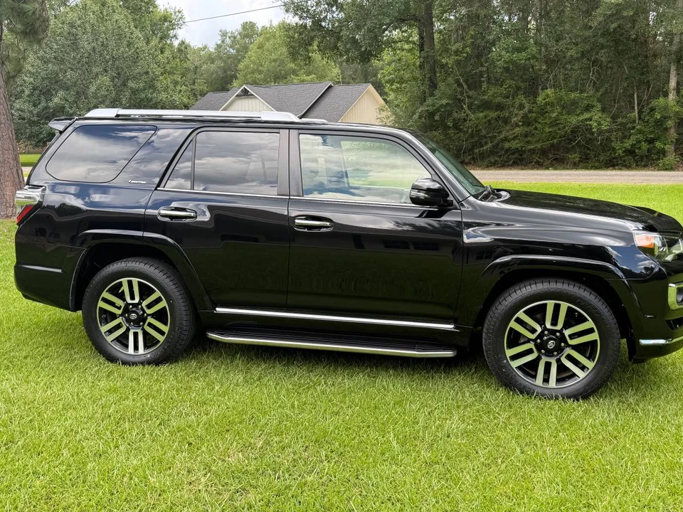 2016 Toyota 4Runner 5th Gen - Image 2 of 17