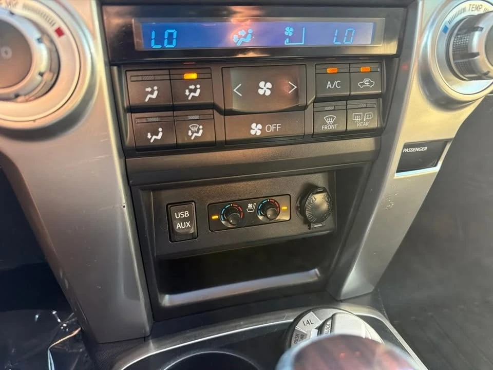 2016 Toyota 4Runner 5th Gen - Image 18 of 20