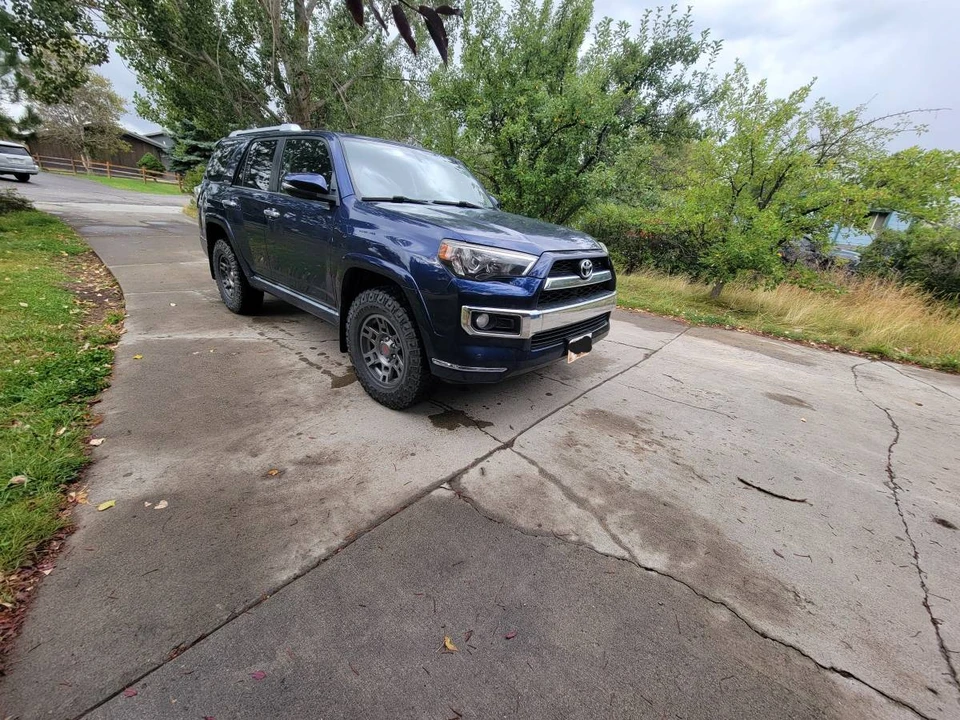 2016 Toyota 4Runner 5th Gen - Image 8 of 9