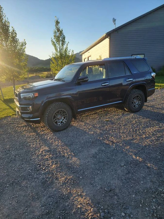 2016 Toyota 4Runner 5th Gen - Image 2 of 9