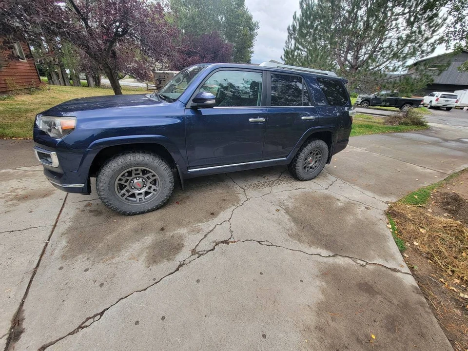 2016 Toyota 4Runner 5th Gen - Image 6 of 9