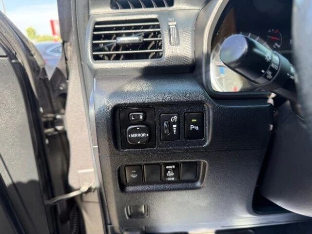 2016 Toyota 4Runner 5th Gen - Image 12 of 19