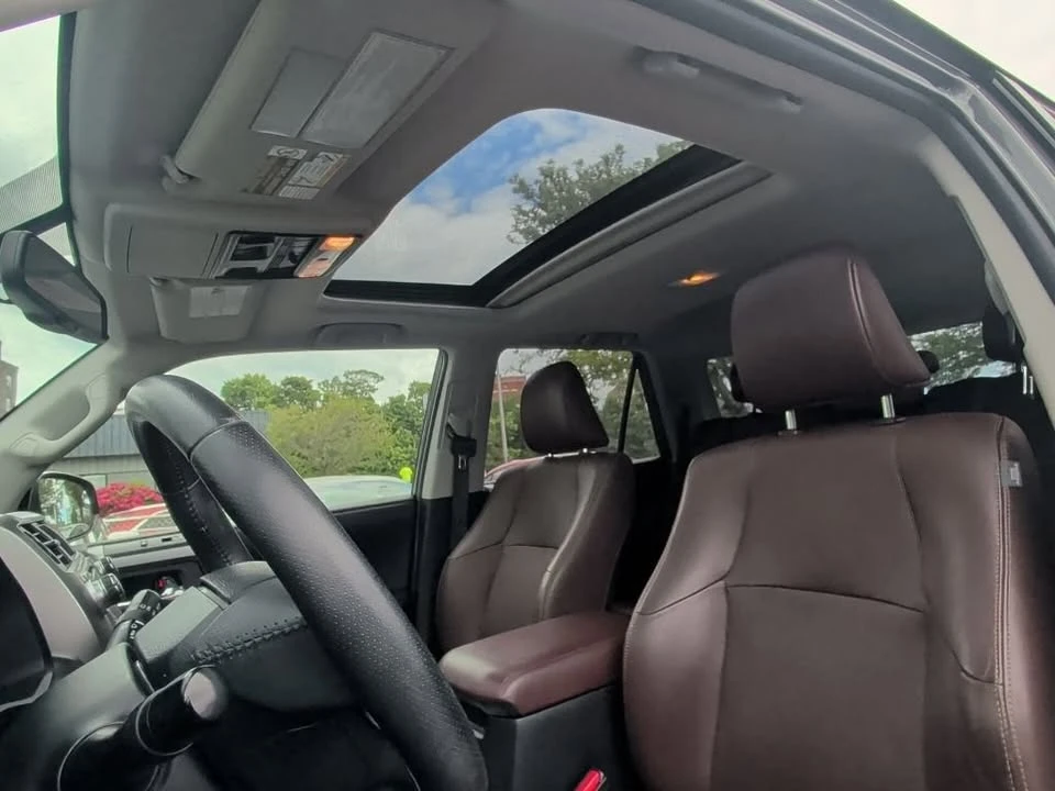 2016 Toyota 4Runner 5th Gen - Image 9 of 13