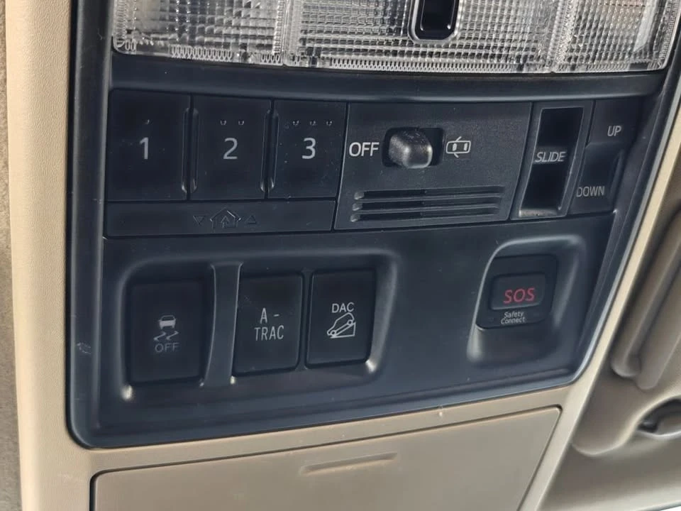 2016 Toyota 4Runner 5th Gen - Image 8 of 18