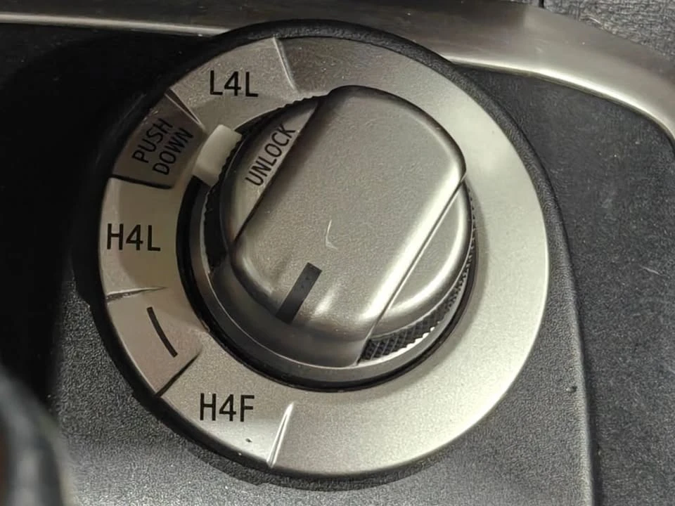 2016 Toyota 4Runner 5th Gen - Image 9 of 20