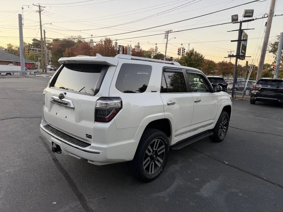 2016 Toyota 4Runner 5th Gen - Image 14 of 21