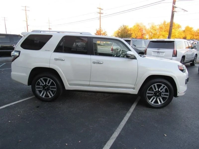 2016 Toyota 4Runner 5th Gen - Image 10 of 12