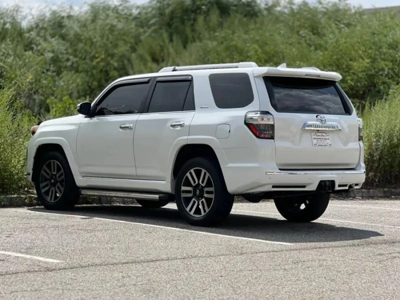 2016 Toyota 4Runner 5th Gen - Image 6 of 12