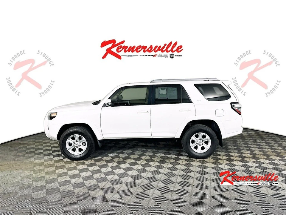 2016 Toyota 4Runner 5th Gen - Image 4 of 21