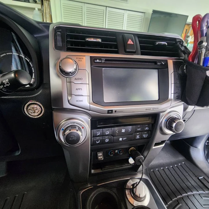2016 Toyota 4Runner 5th Gen - Image 9 of 10