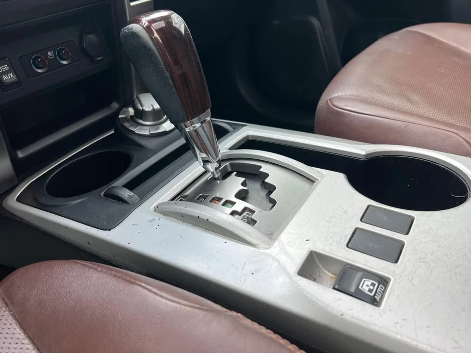 2016 Toyota 4Runner 5th Gen - Image 9 of 16