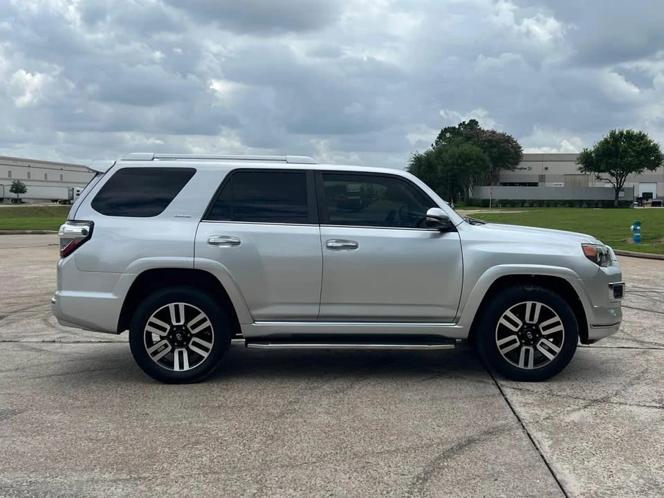 2016 Toyota 4Runner 5th Gen - Image 13 of 16