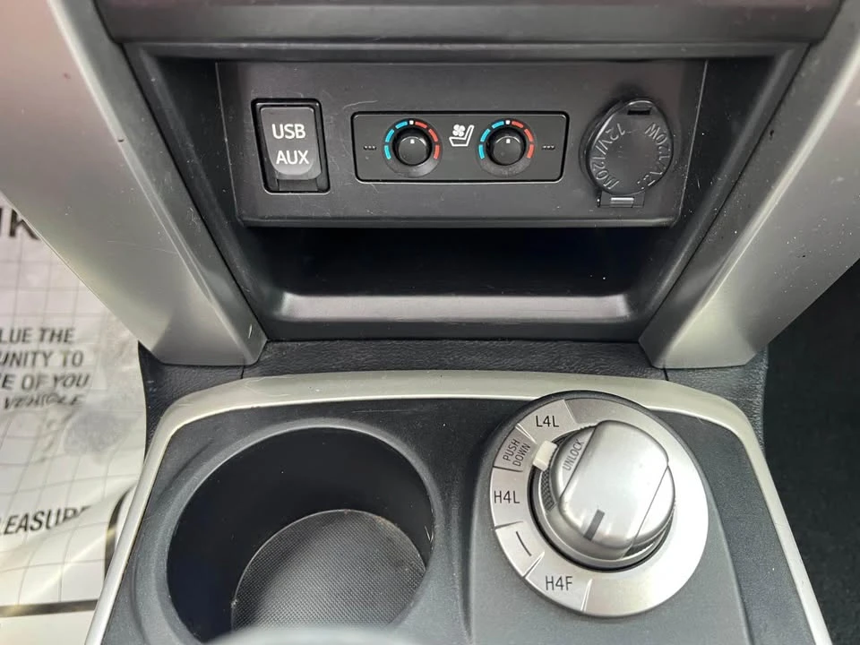2016 Toyota 4Runner 5th Gen - Image 10 of 16