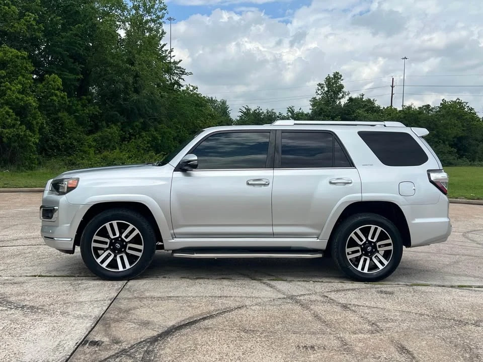 2016 Toyota 4Runner 5th Gen - Image 13 of 18