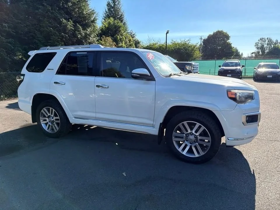 2016 Toyota 4Runner 5th Gen - Image 12 of 20
