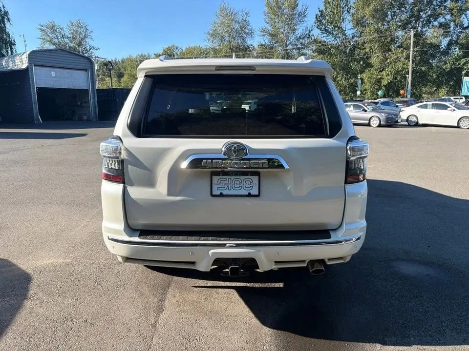 2016 Toyota 4Runner 5th Gen - Image 11 of 20
