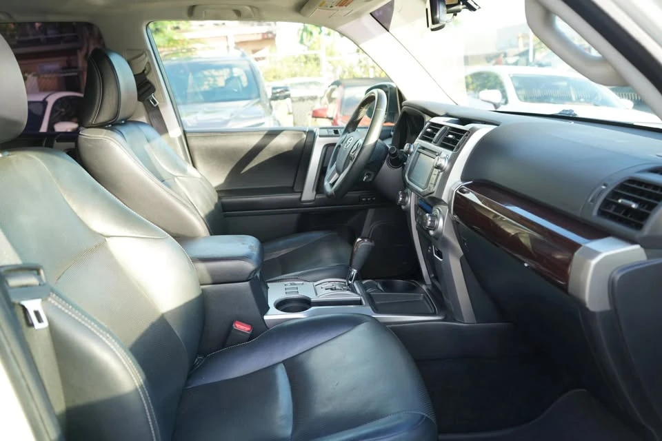 2016 Toyota 4Runner 5th Gen - Image 13 of 20