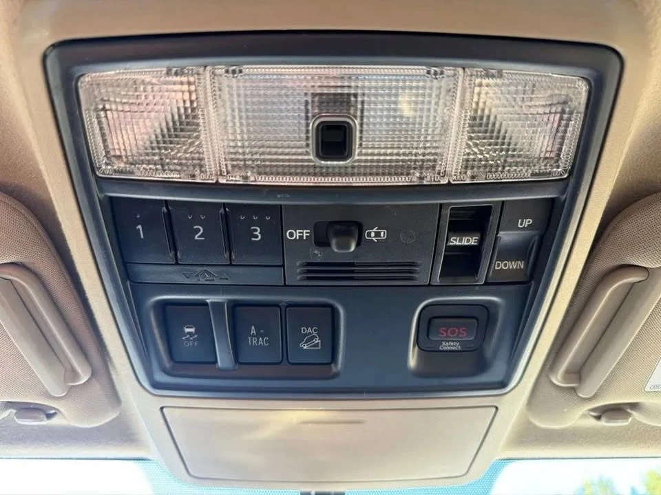 2016 Toyota 4Runner 5th Gen - Image 8 of 20