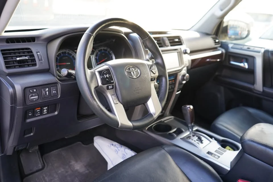 2016 Toyota 4Runner 5th Gen - Image 5 of 20