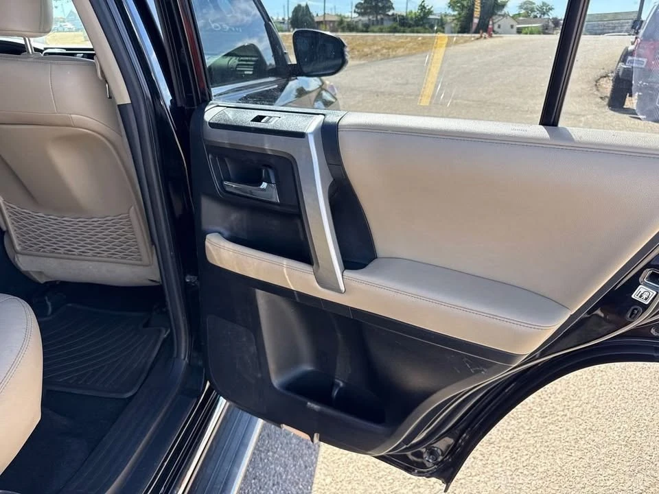 2016 Toyota 4Runner 5th Gen - Image 14 of 20