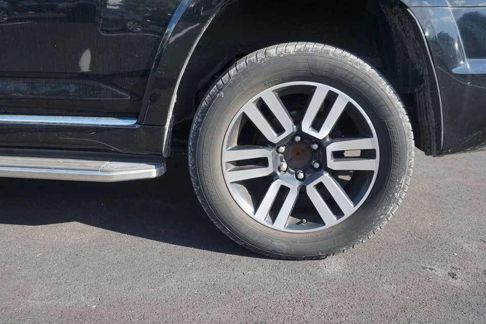 2016 Toyota 4Runner 5th Gen - Image 6 of 20