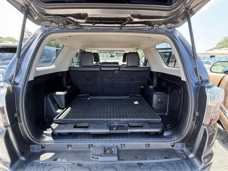 2016 Toyota 4Runner 5th Gen - Image 9 of 11