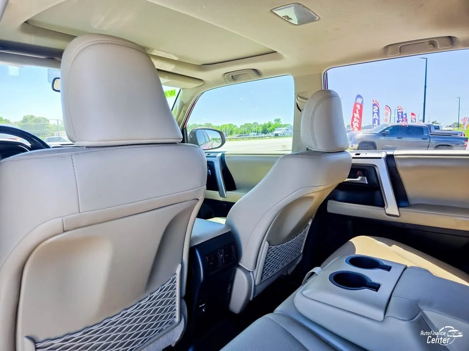 2016 Toyota 4Runner 5th Gen - Image 9 of 11